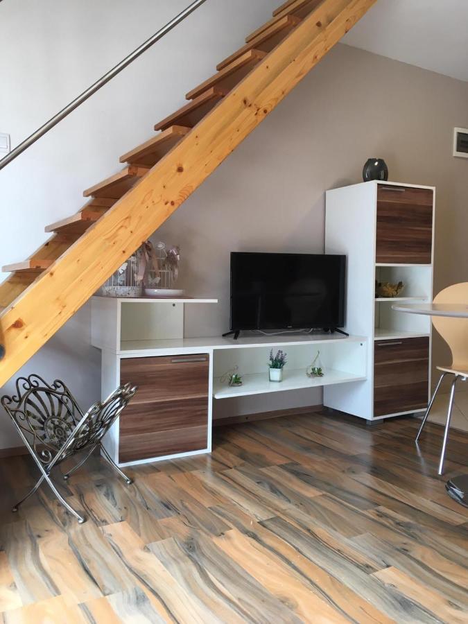 Apartmani Diana 비오그라드나모루 외부 사진